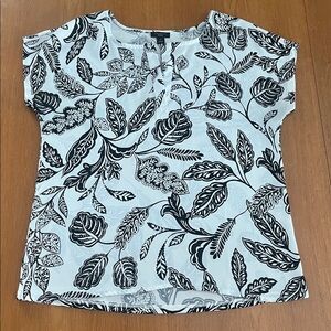 Ann Taylor Factory White & Black Floral Print Sleeveless Blouse, Sz SP